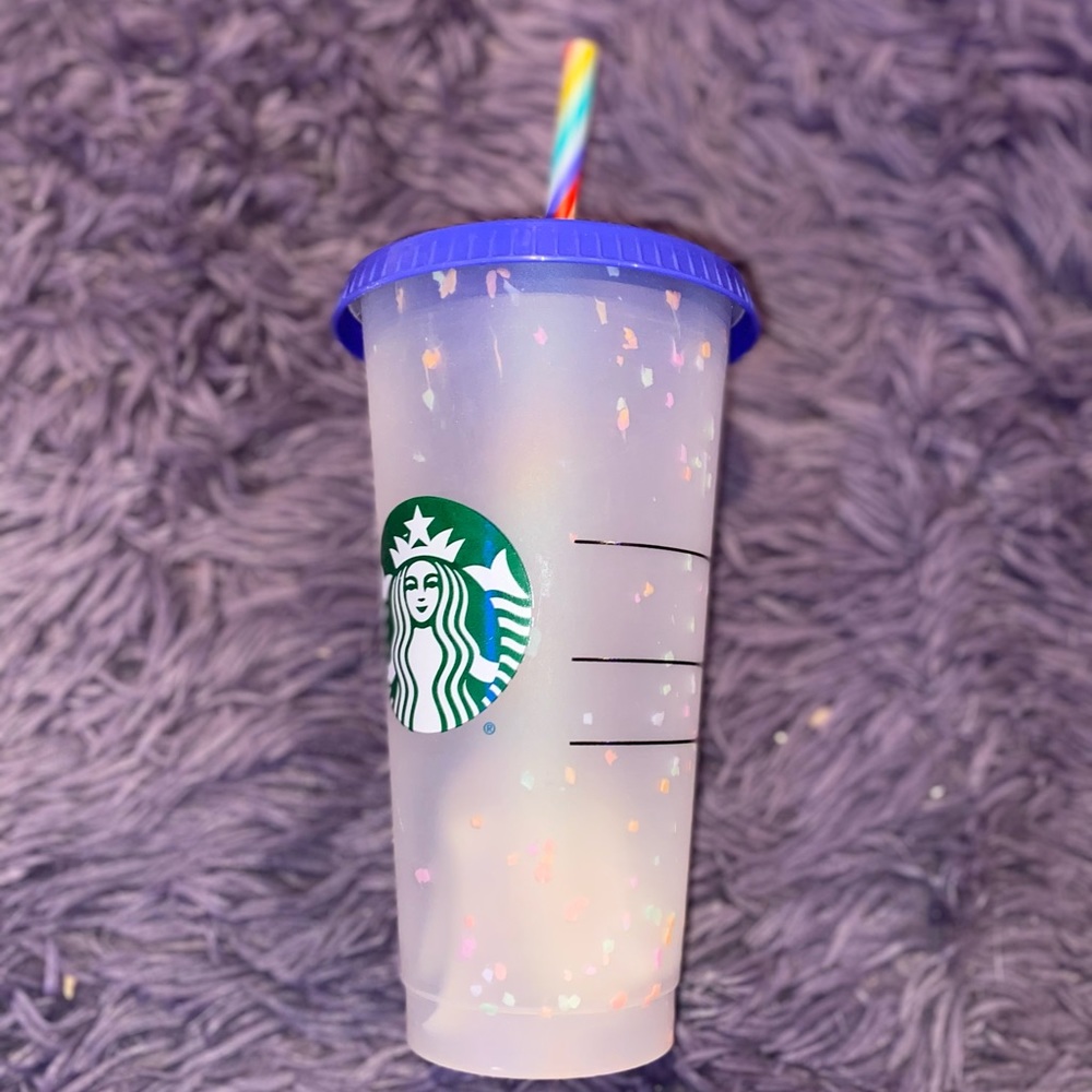Starbucks color changing cup